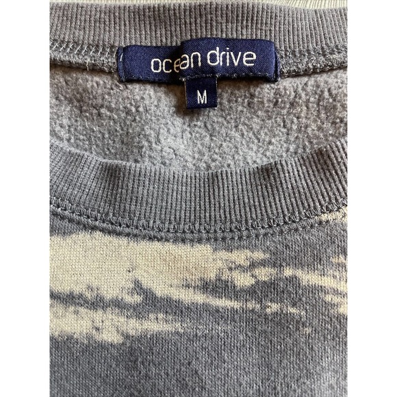 3 for $25-Ocean Drive Clothing Co. Women Gray Sweatshirt Medium - Picture 4 of 8